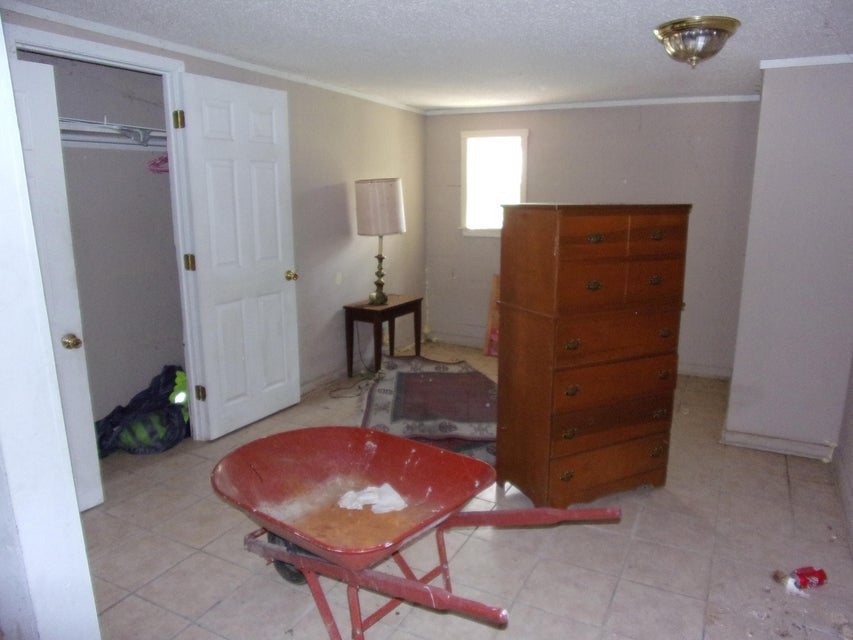 Photo #7: 5595 Mcdonald Rd
