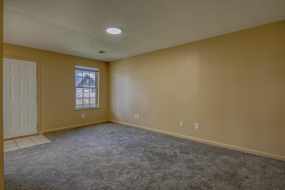 Photo #6: 903 College Ave.