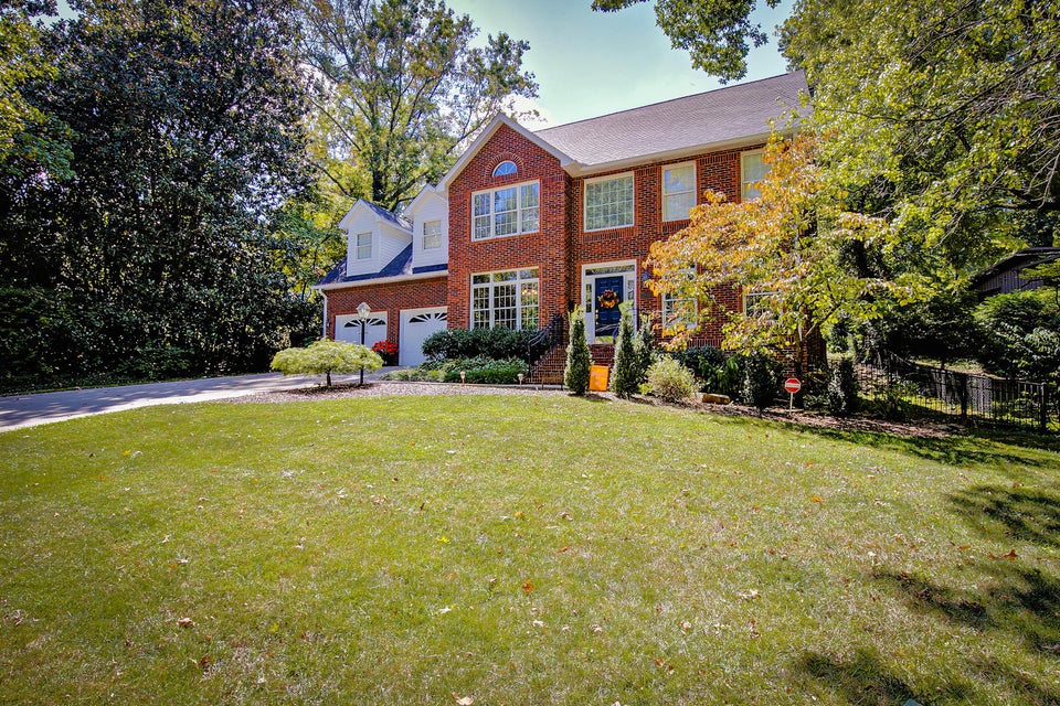 Photo #4: 1405 Dobyns Drive