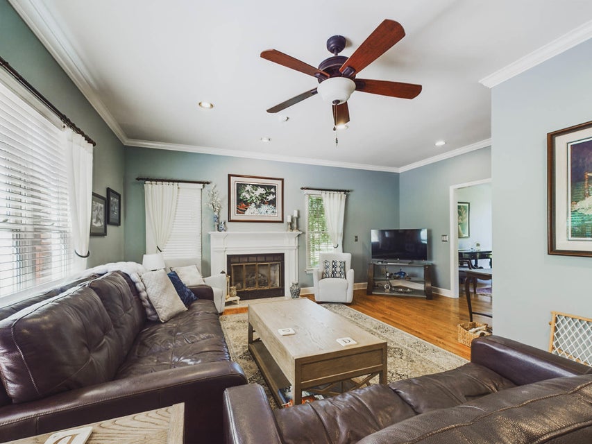 Photo #16: 1405 Dobyns Drive