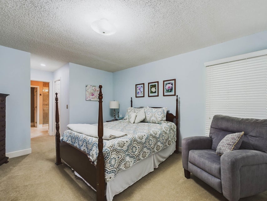 Photo #33: 1405 Dobyns Drive