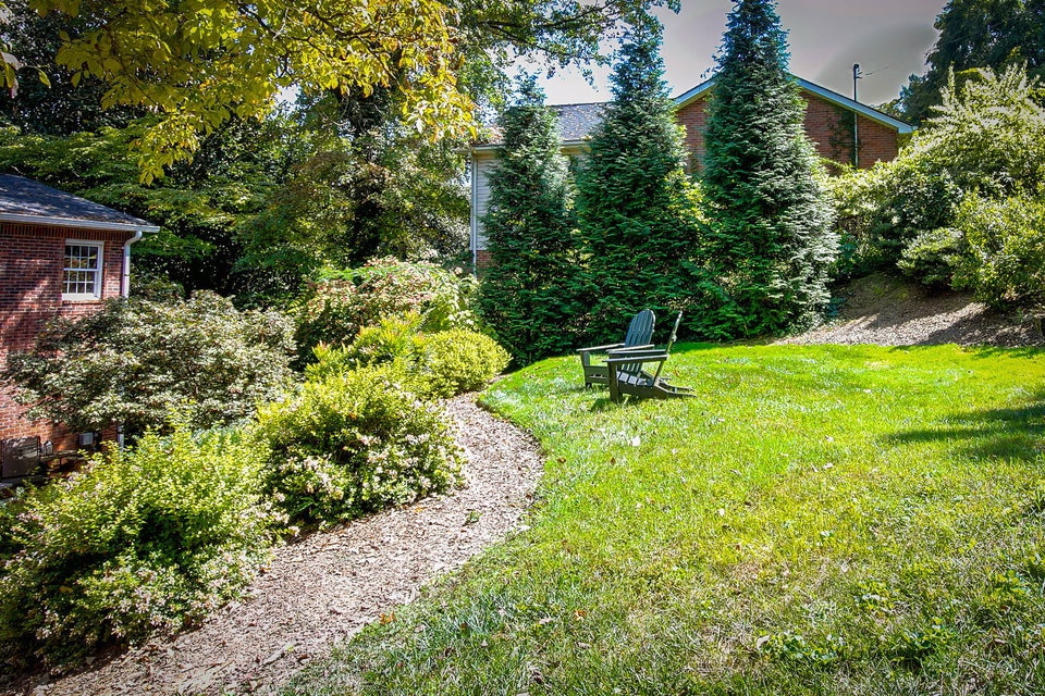Photo #49: 1405 Dobyns Drive