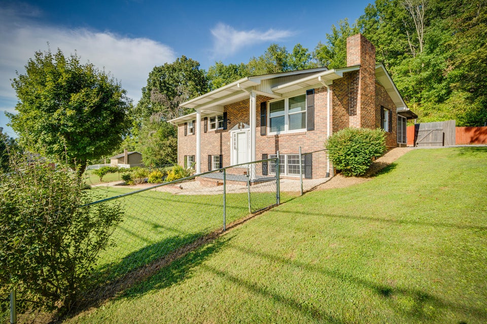 Photo #25: 116 Old Moreland Drive