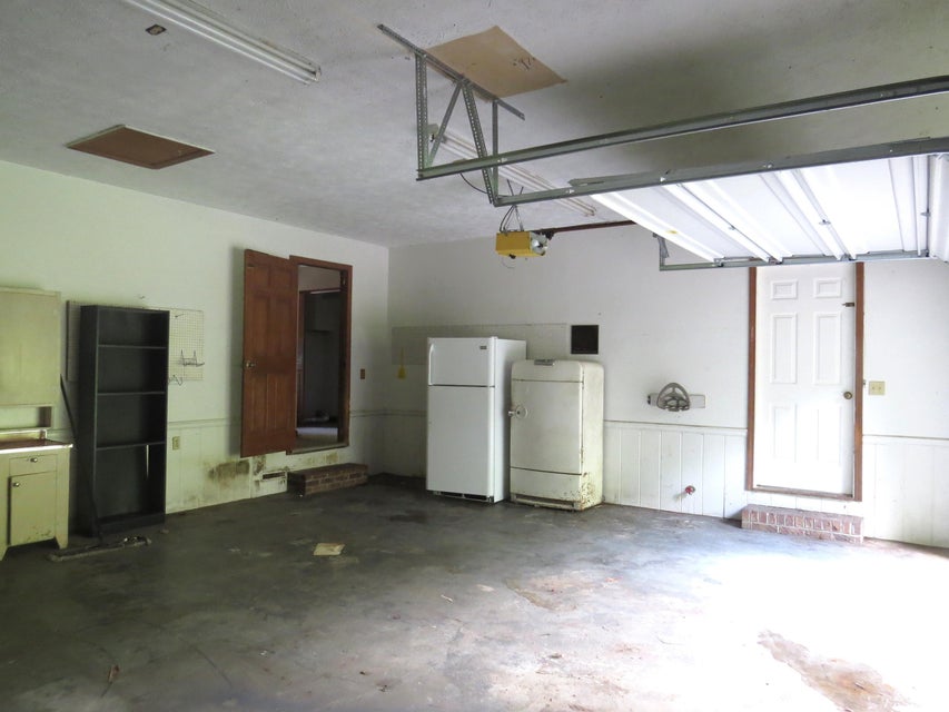 Photo #49: 457 Bartlick Road