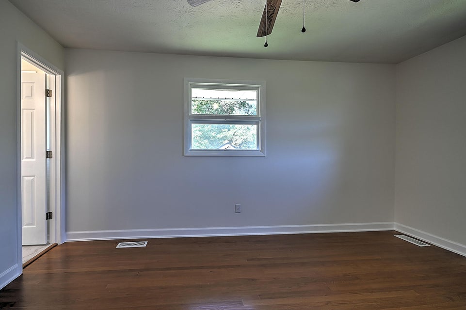 Photo #29: 3810 Sullivan Gardens Drive