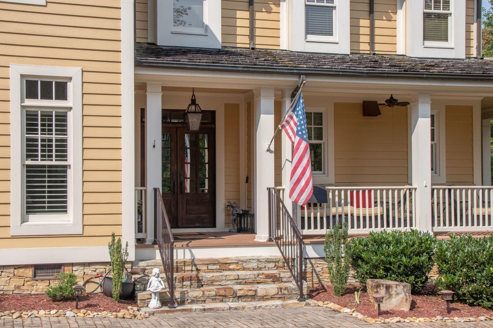 Photo #2: 15250 Knob Hill Drive