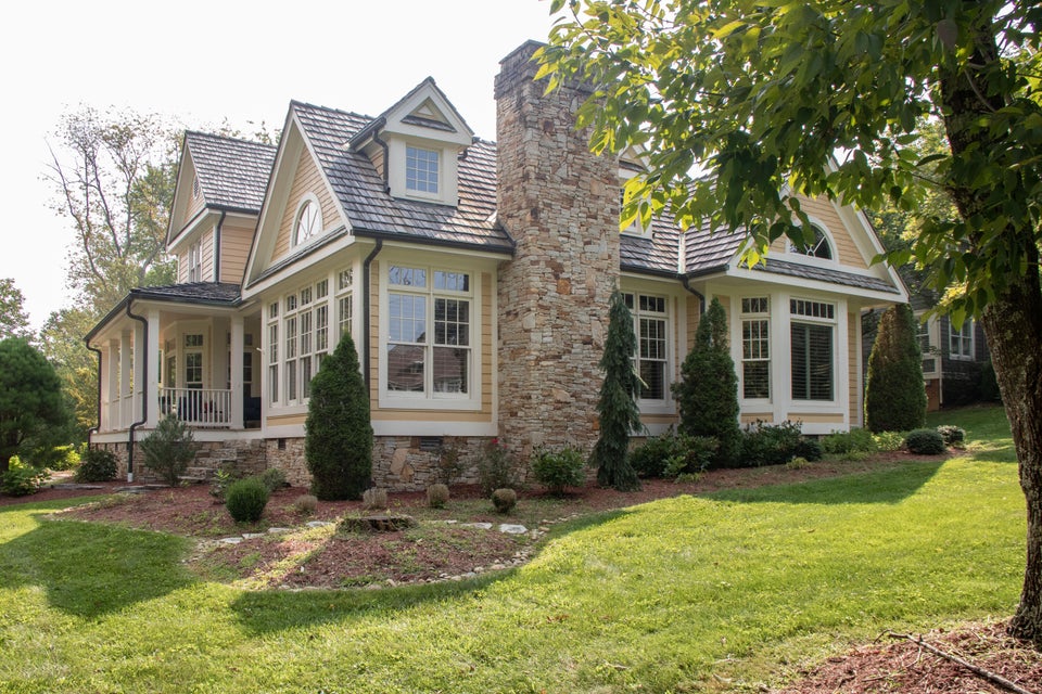 Photo #4: 15250 Knob Hill Drive