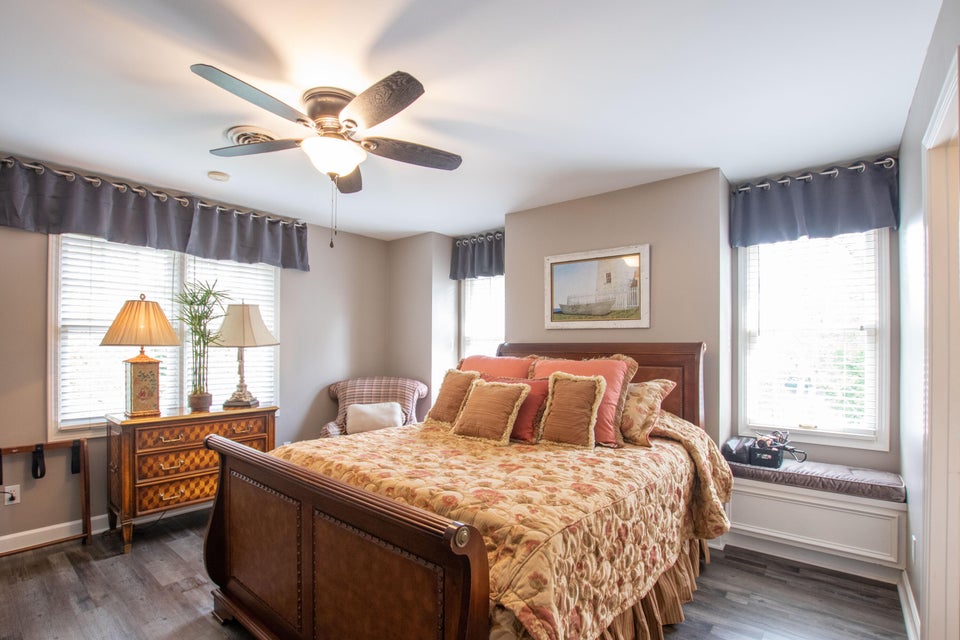 Photo #19: 15250 Knob Hill Drive