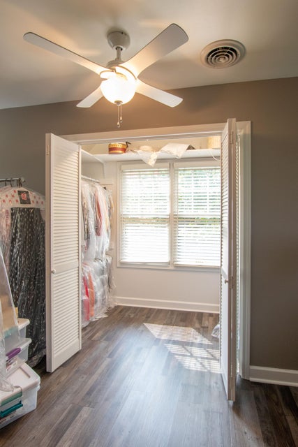 Photo #25: 15250 Knob Hill Drive