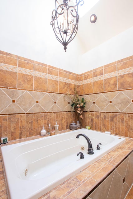 Photo #34: 15250 Knob Hill Drive