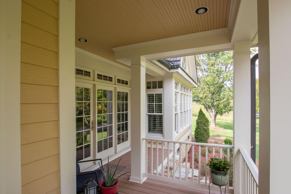 Photo #46: 15250 Knob Hill Drive