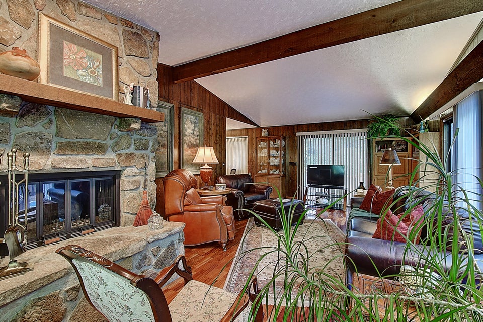 Photo #8: 3905 Ridgeline Drive