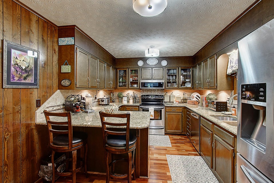 Photo #10: 3905 Ridgeline Drive