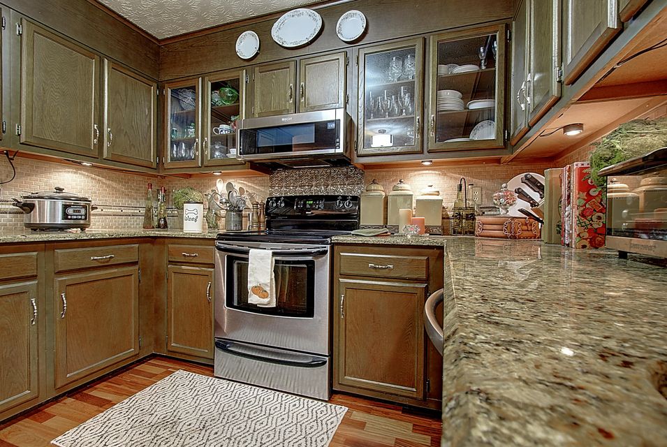 Photo #15: 3905 Ridgeline Drive