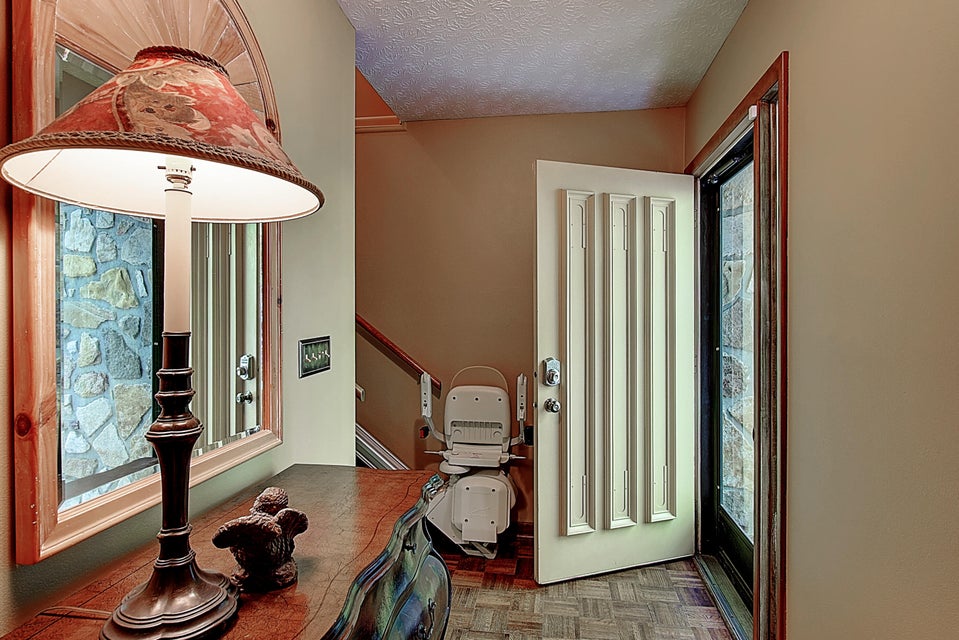 Photo #22: 3905 Ridgeline Drive