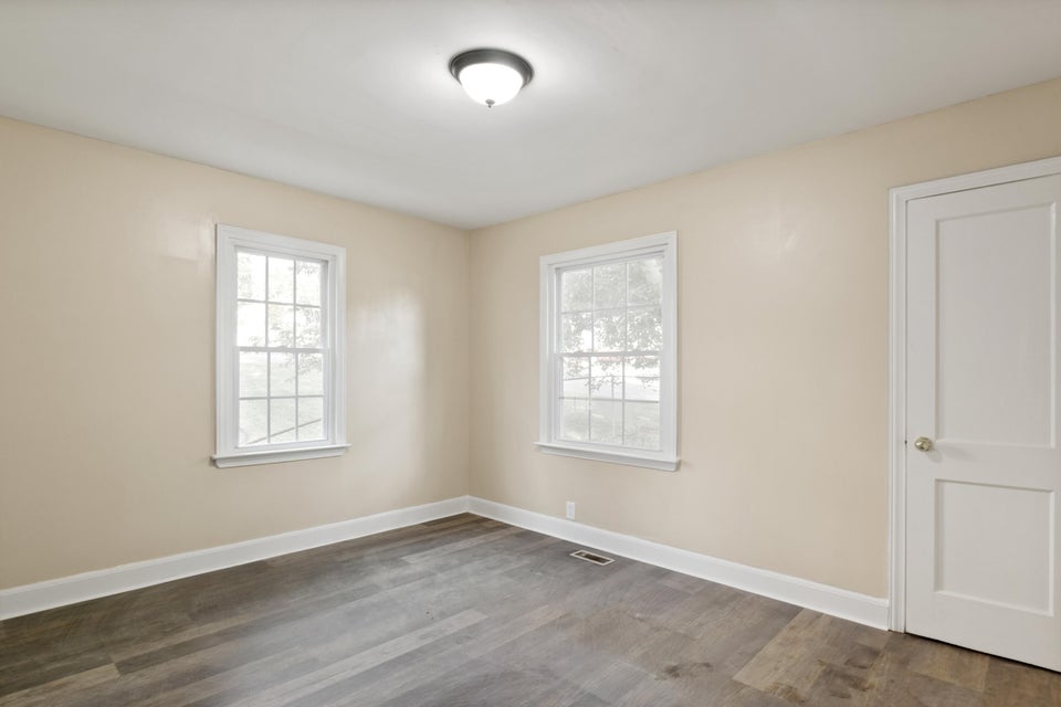 Photo #13: 2846 Ashley Street