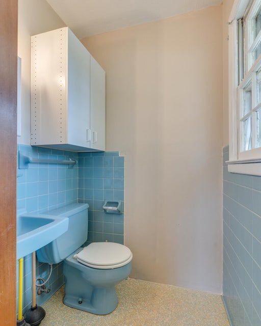 Photo #16: 220 Frisco Avenue