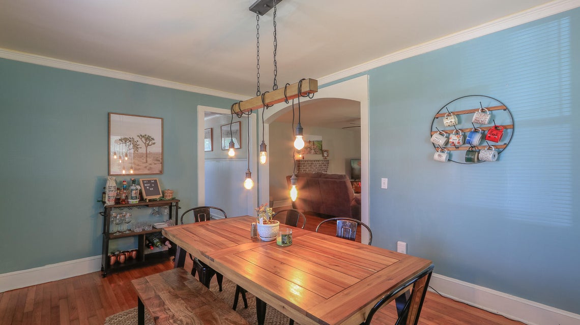 Photo #13: 218 Messick Avenue