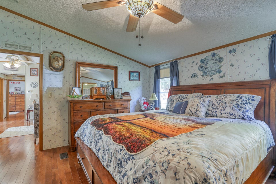 Photo #33: 2671 Beech Creek Road
