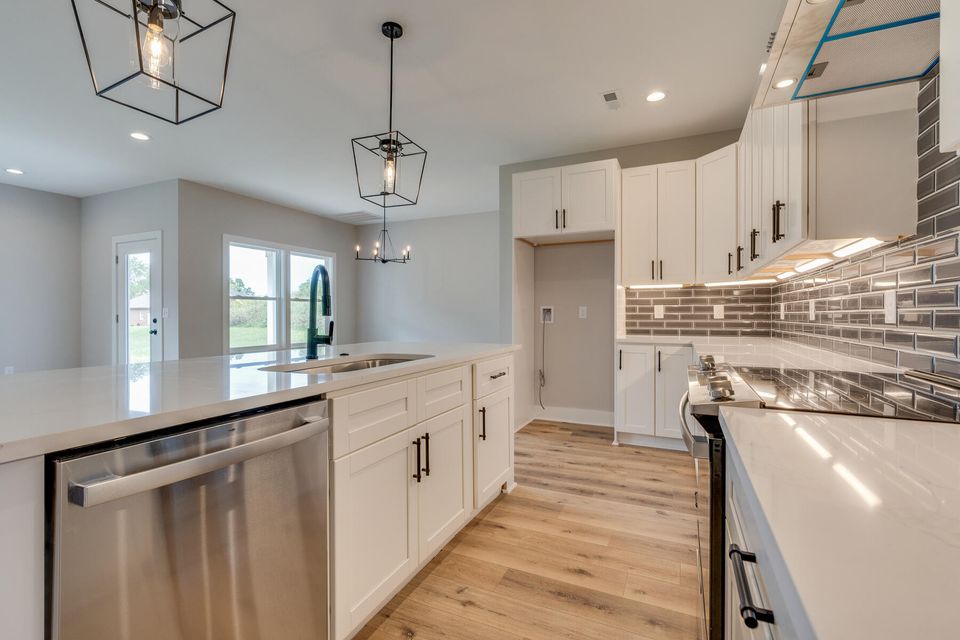 Photo #11: 1843 Topsail Court