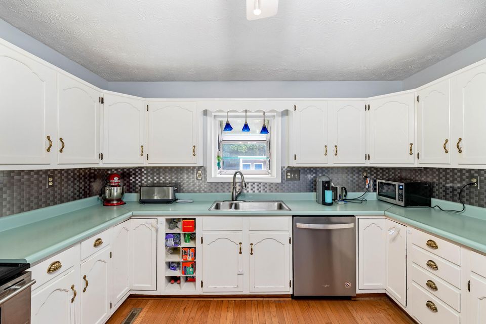 Photo #10: 1022 Drinnon Drive