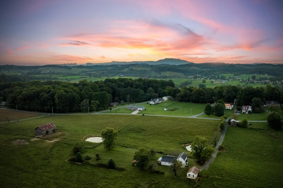 Photo #3: 1016 Harmony Road