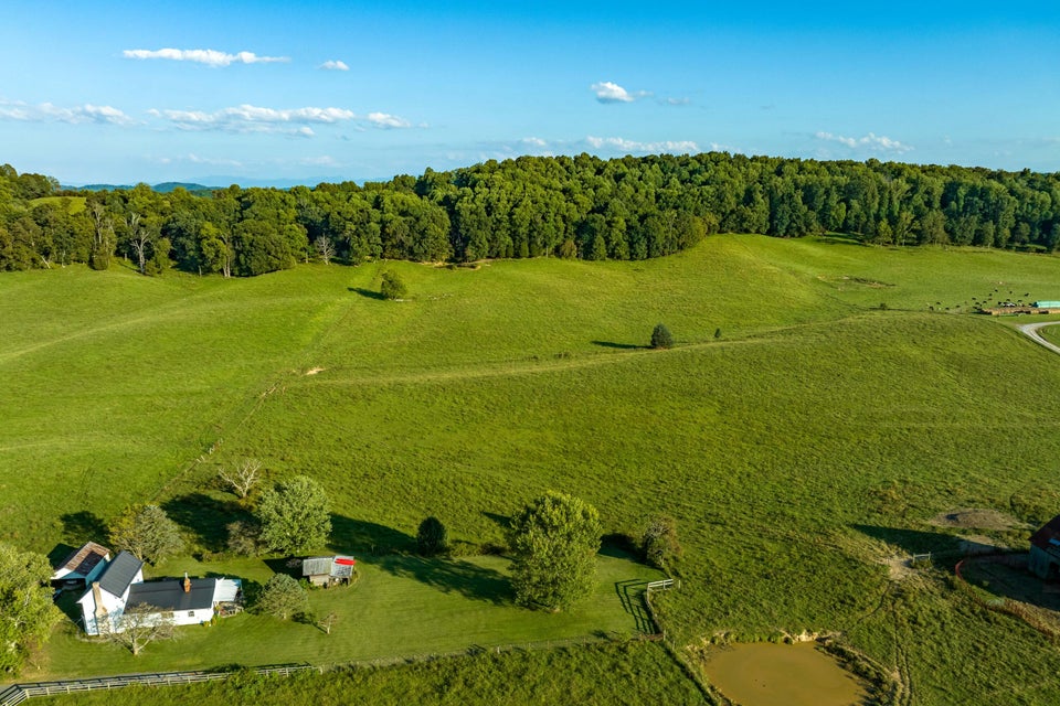 Photo #51: 1016 Harmony Road