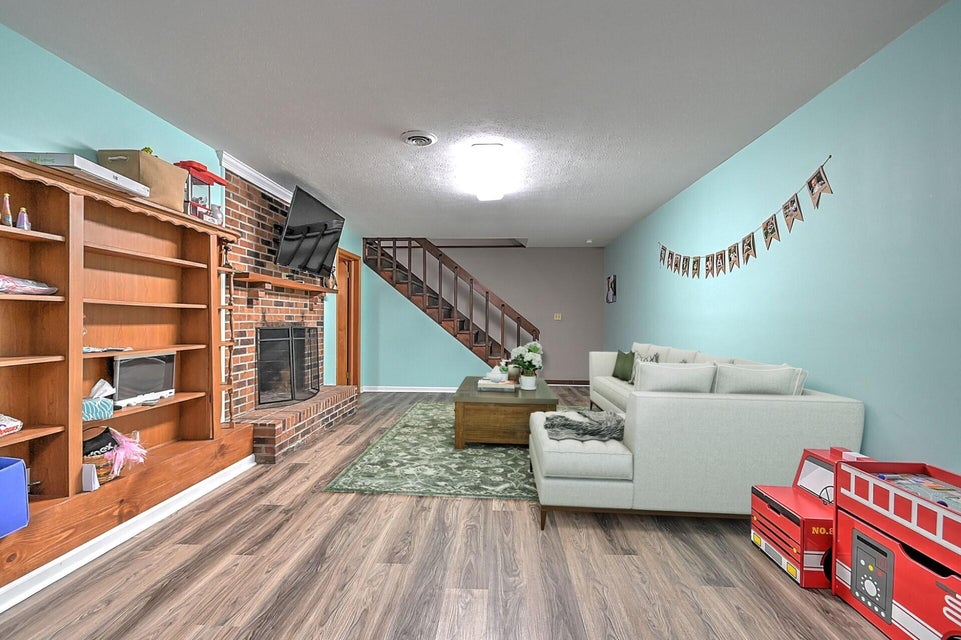 Photo #37: 19471 Mccray Drive