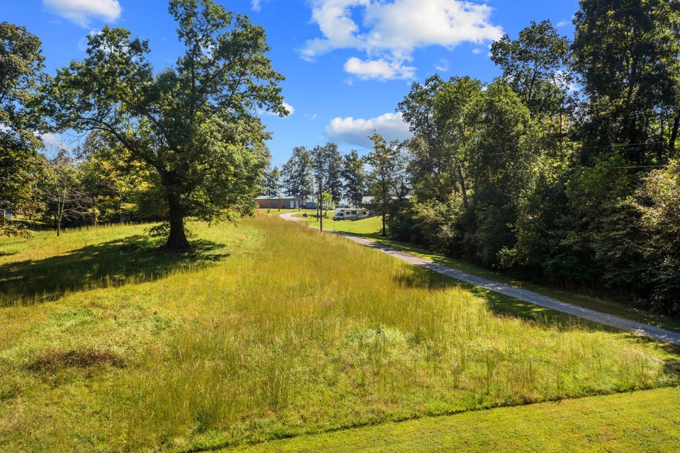 Photo #68: 309 Clemon Road