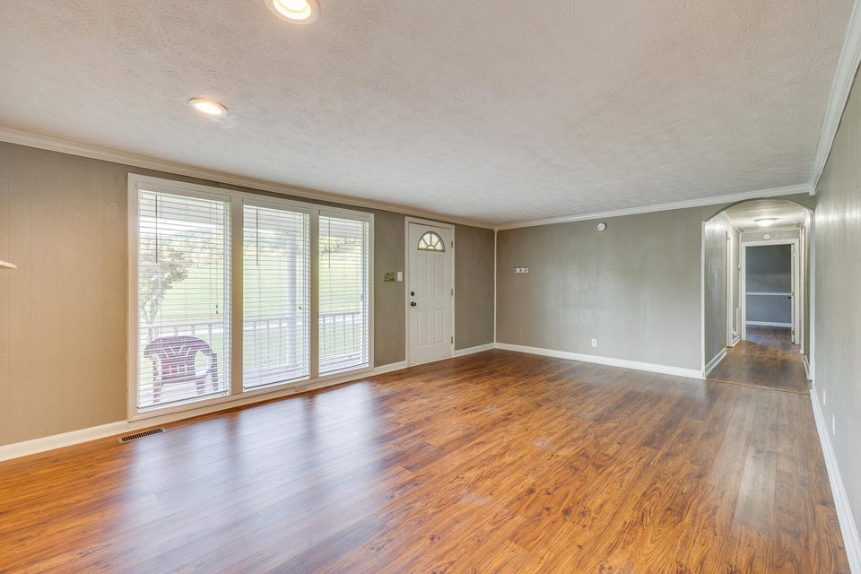 Photo #8: 728 Chadwell Road