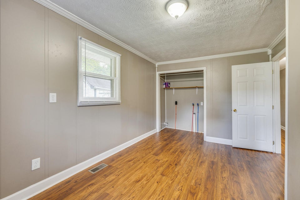 Photo #20: 728 Chadwell Road