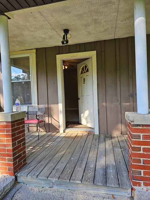 Photo #7: 807 Coeburn Road