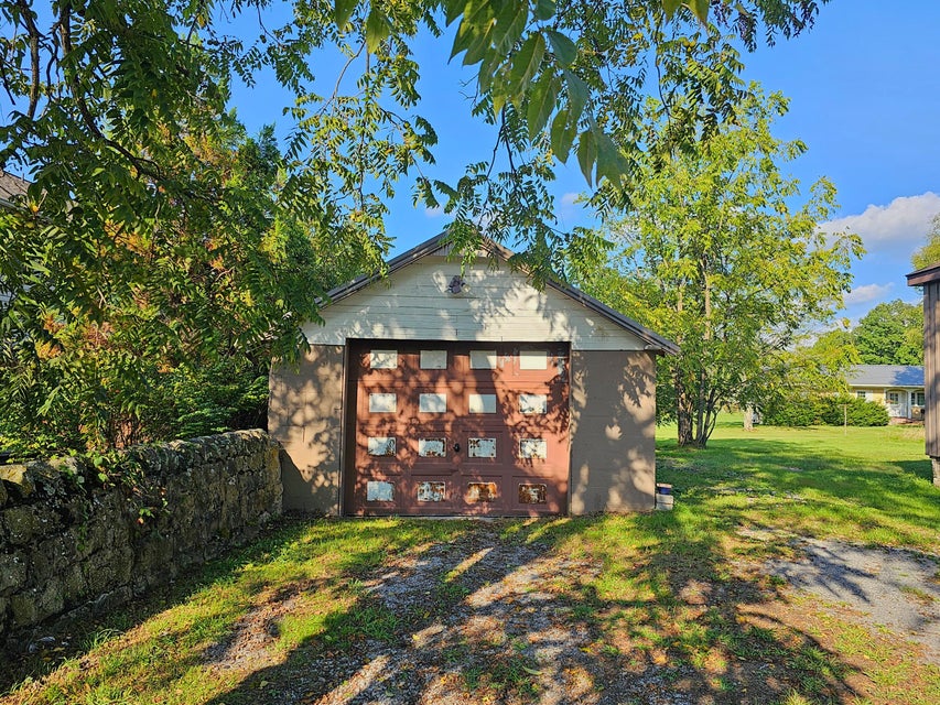 Photo #36: 807 Coeburn Road