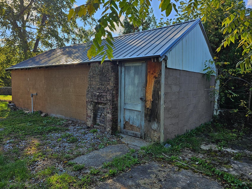 Photo #39: 807 Coeburn Road