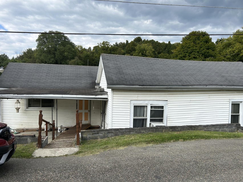 Photo #3: 284 Jessee St