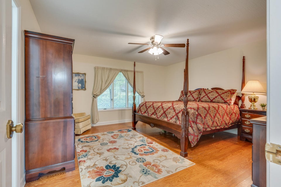 Photo #16: 5103 Upper Ledges Drive