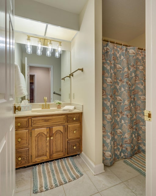 Photo #24: 5103 Upper Ledges Drive