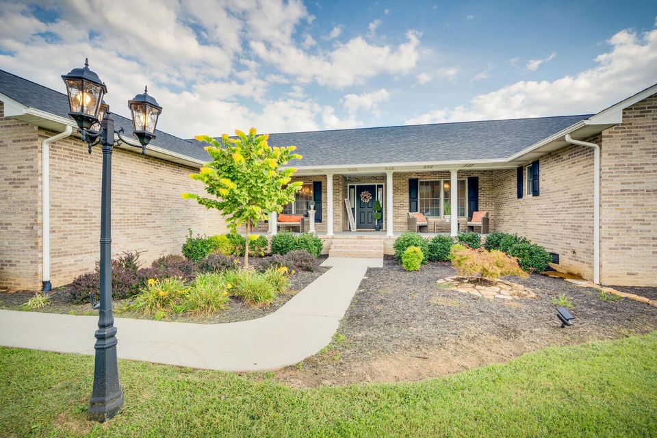 Photo #3: 120 Howard Court