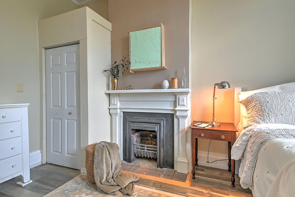 Photo #13: 521 Spruce Street