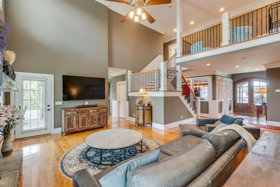 Photo #10: 301 Sunset Ridge Court