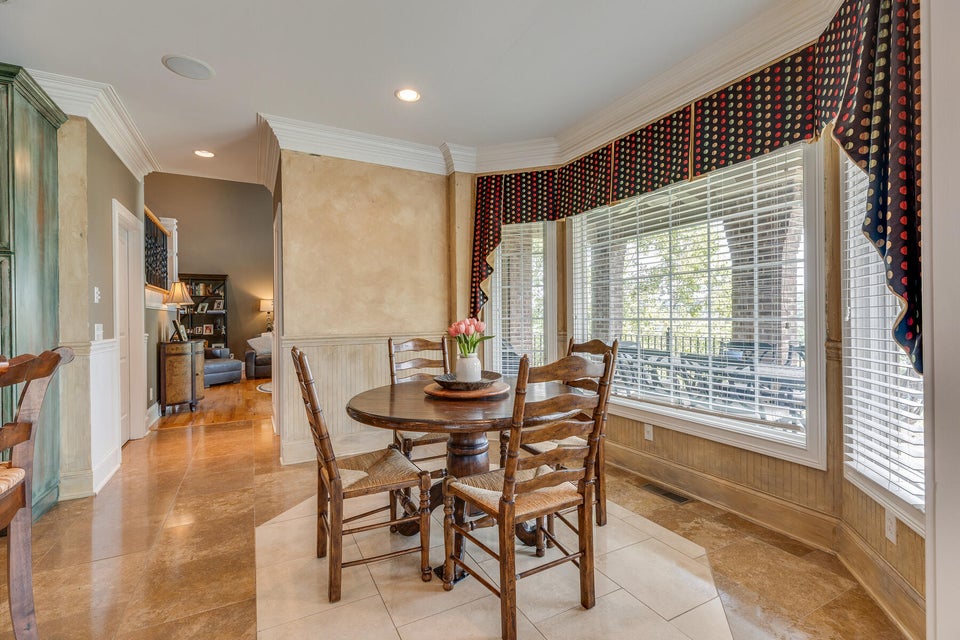 Photo #15: 301 Sunset Ridge Court