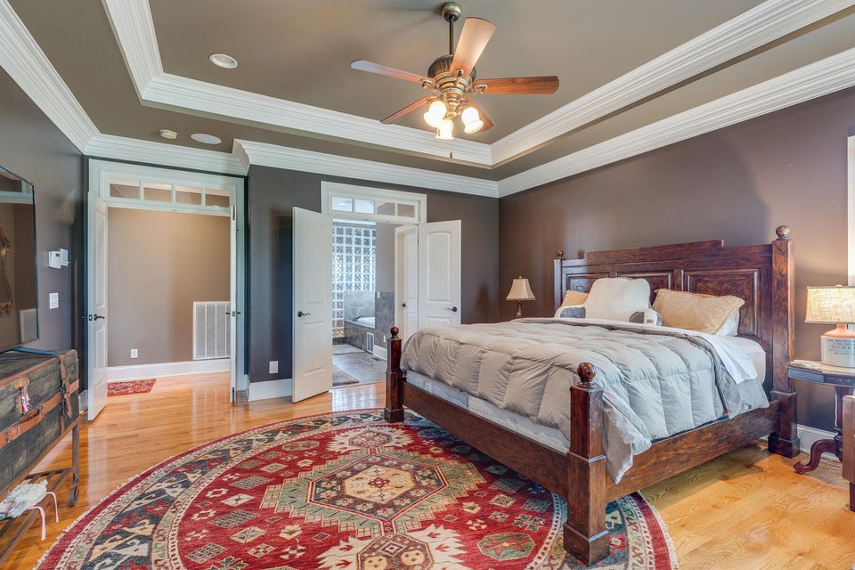 Photo #30: 301 Sunset Ridge Court