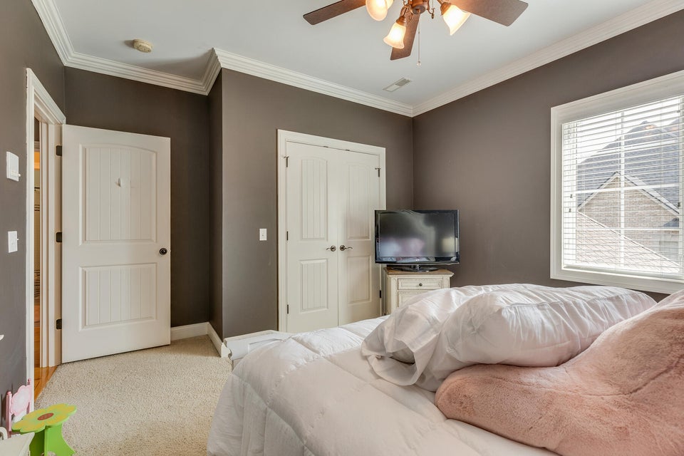 Photo #44: 301 Sunset Ridge Court