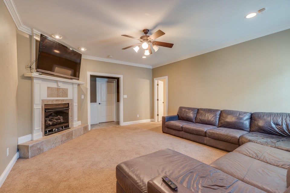 Photo #57: 301 Sunset Ridge Court