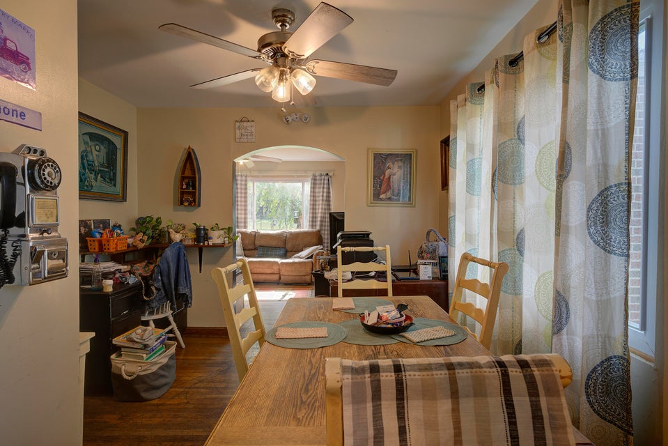 Photo #7: 733 Maple Avenue
