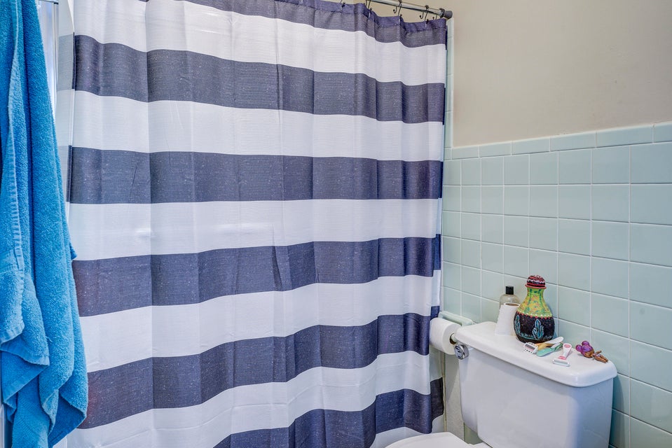 Photo #13: 733 Maple Avenue