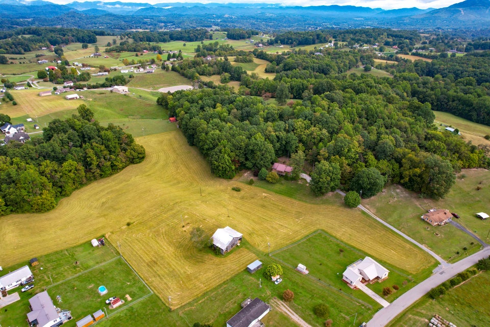 Photo #51: 651 Roy Cheek Road