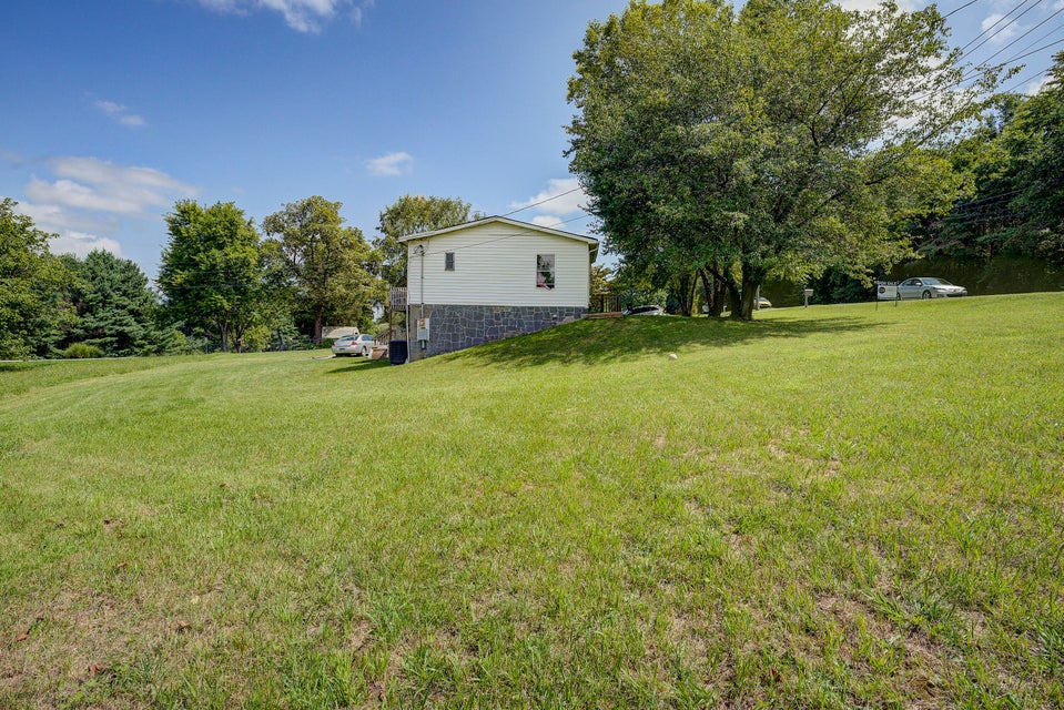 Photo #9: 2782 Watauga Road