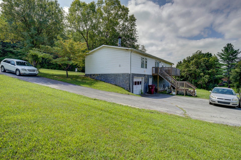 Photo #10: 2782 Watauga Road