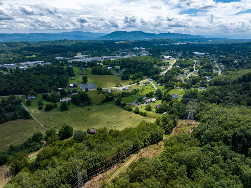 Photo #17: 2782 Watauga Road